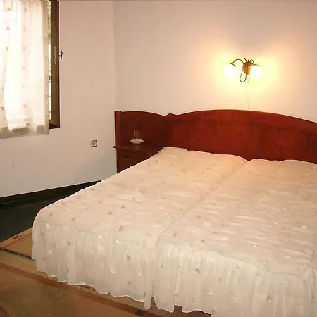 Art - M Gallery מלון 3*